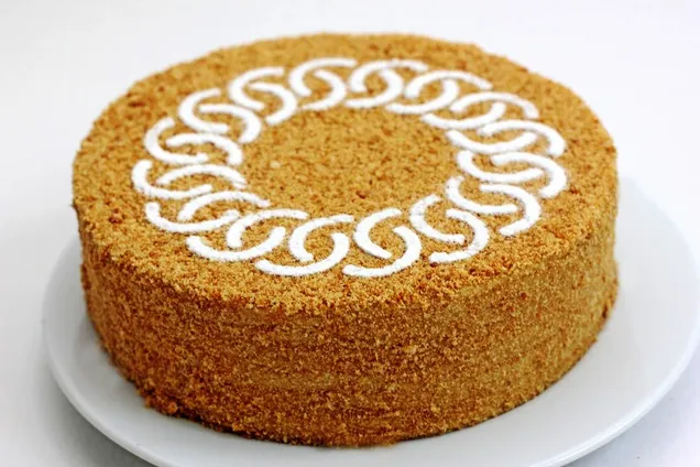 Торт "Медовик" с заварным кремом 