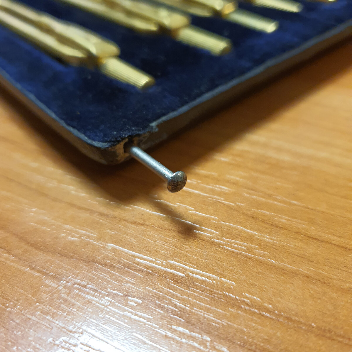 Оригинальный штыревой замок