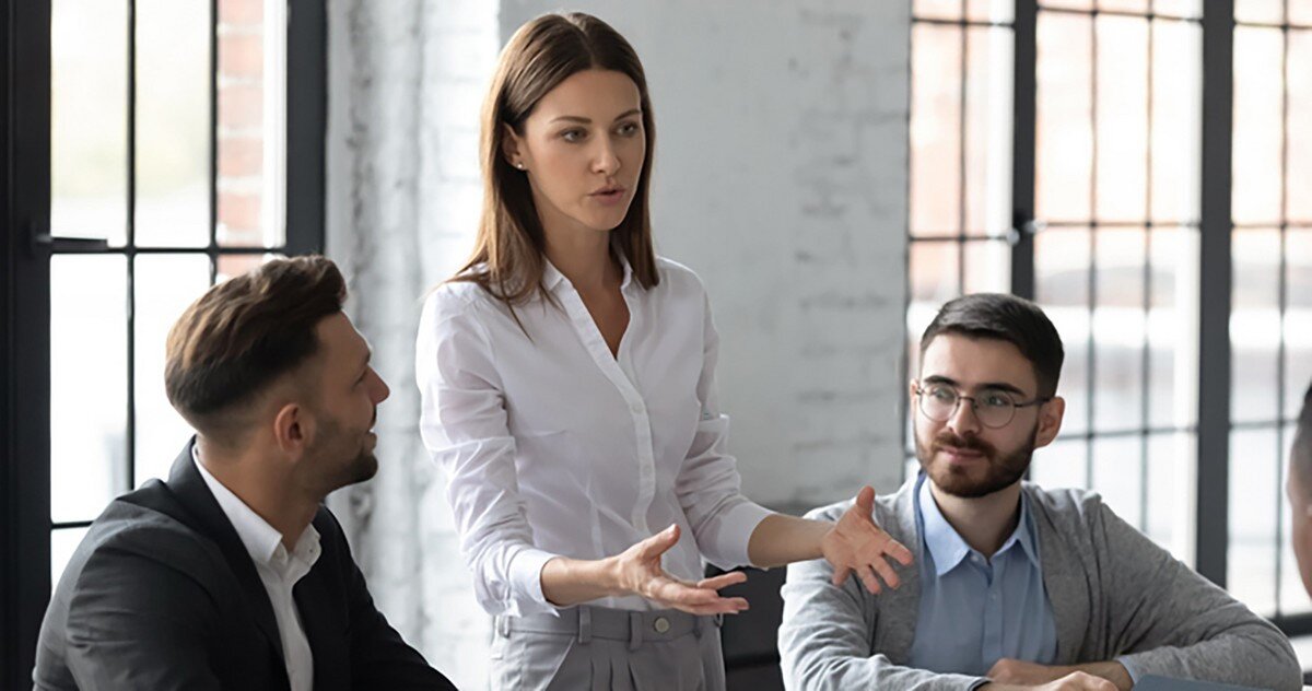 Программа EMBA поможет лидерам научиться более эффективно коммуницировать.