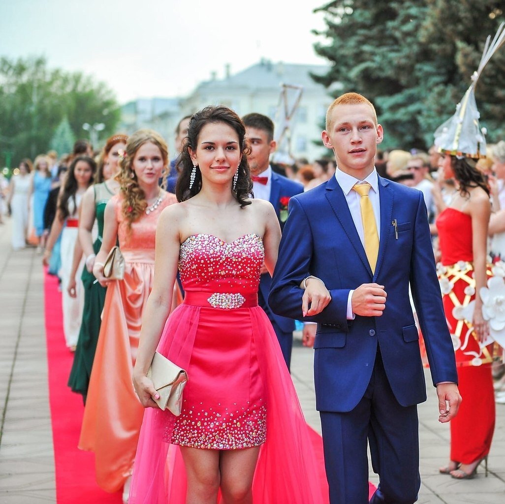 Что подарить выпускникам?