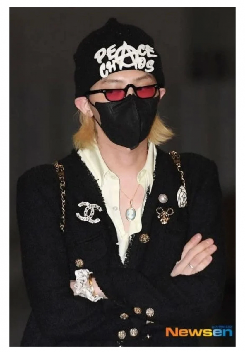 G-Dragon привлек внимание своим образом в аэропорту. | Оксана Четверикова |  Дзен