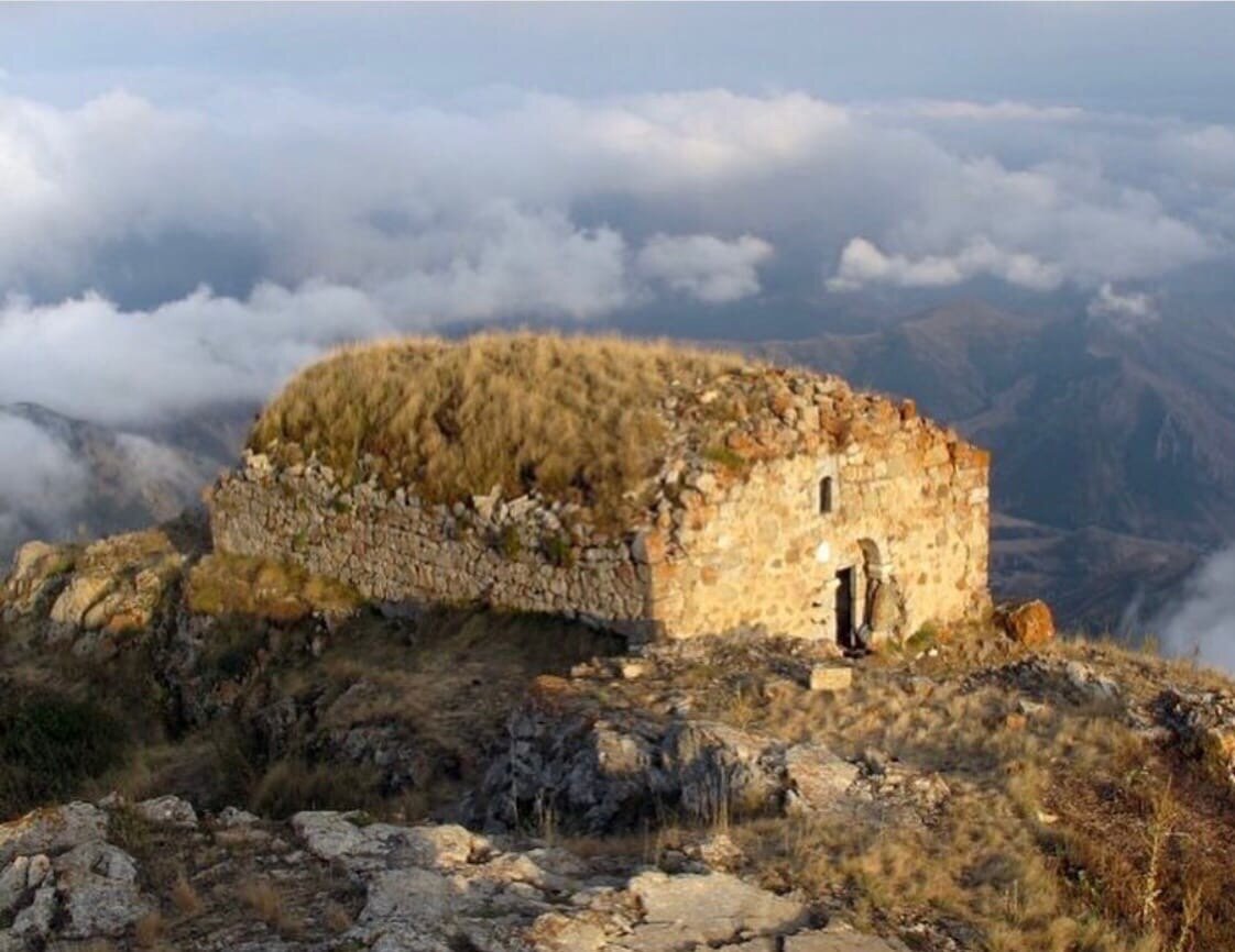 Храм Катаро, гора Дизапайт