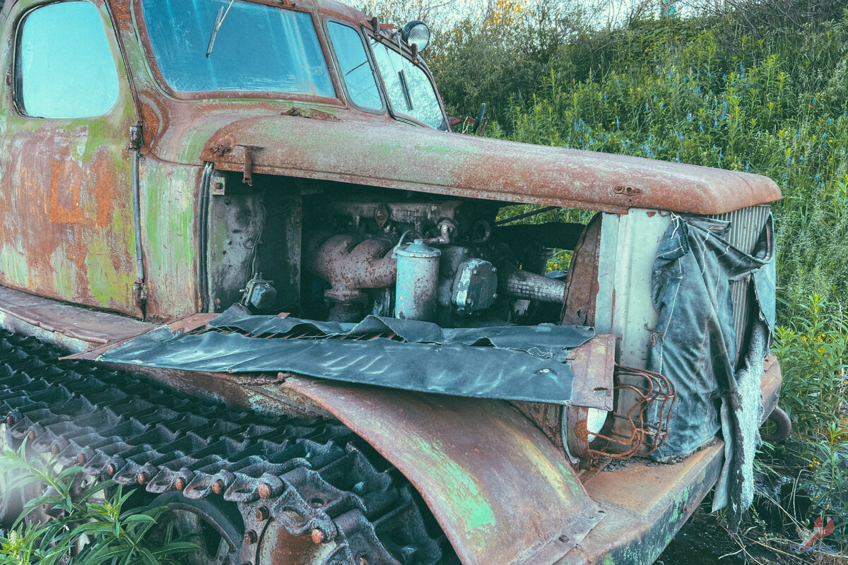 «Машина на ходу, заводить не вздумайте!» - сторож разрешил взглянуть на ...