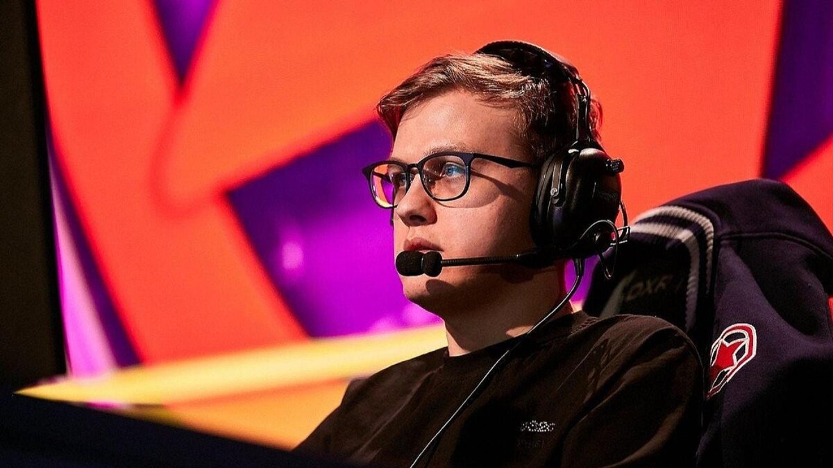     Ростислав fn Лозовой