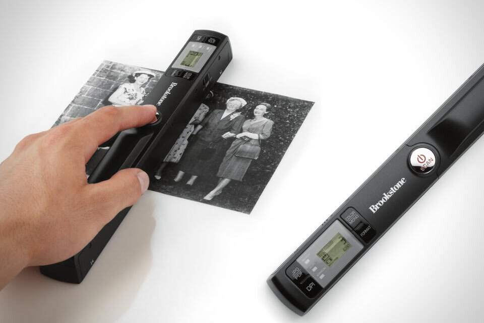 Оцифровка старых фотографий - один из простых способов их сохранения