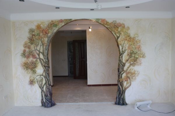 Отделка арки декоративным камнем в квартире в интерьере (64 фото)