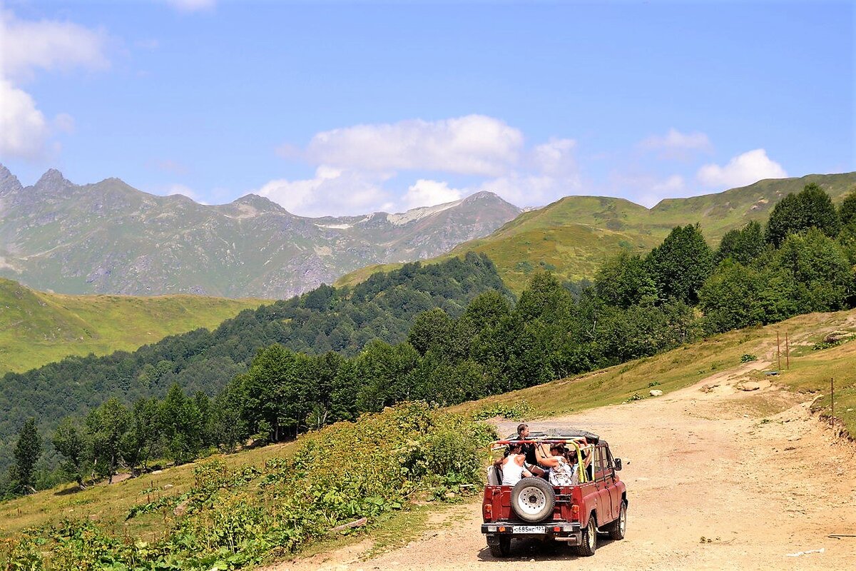 Перевал пыв. Перевал пыв абхазия. Абхазия альпийские луга перевал пыв. Перевал пыв. Перевал пыв.