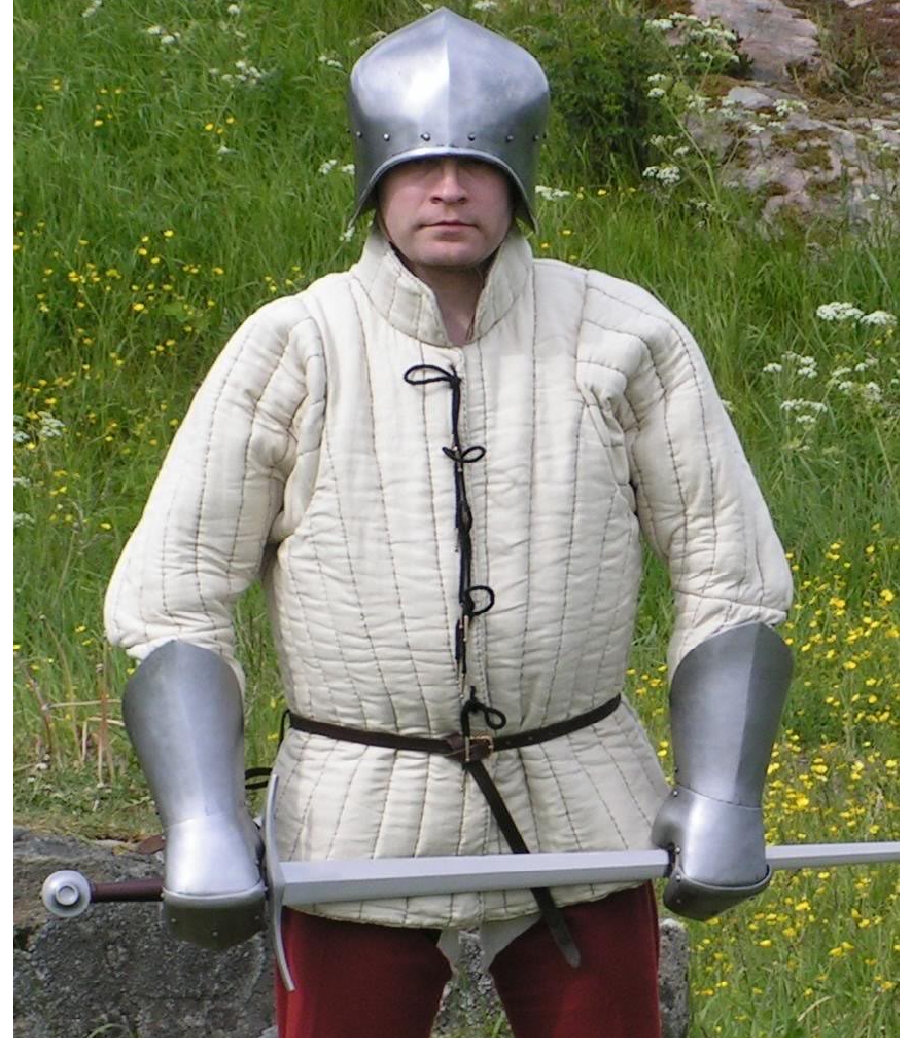 Современная реконструкция стёганой брони