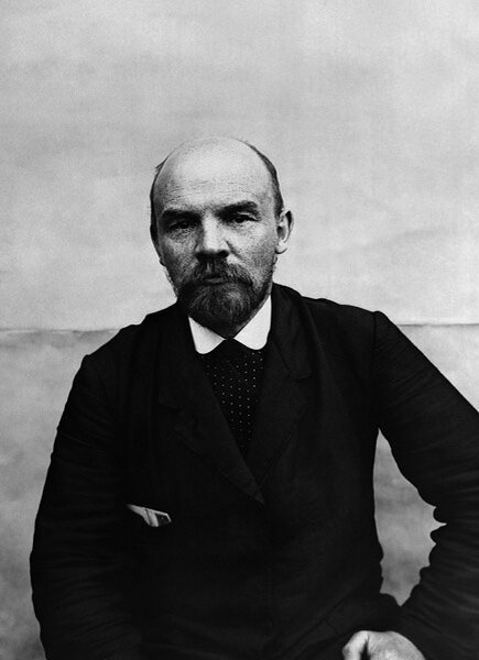 Владимир Ленин после освобождения из австрийской тюрьмы/Б.Д.Вигилев