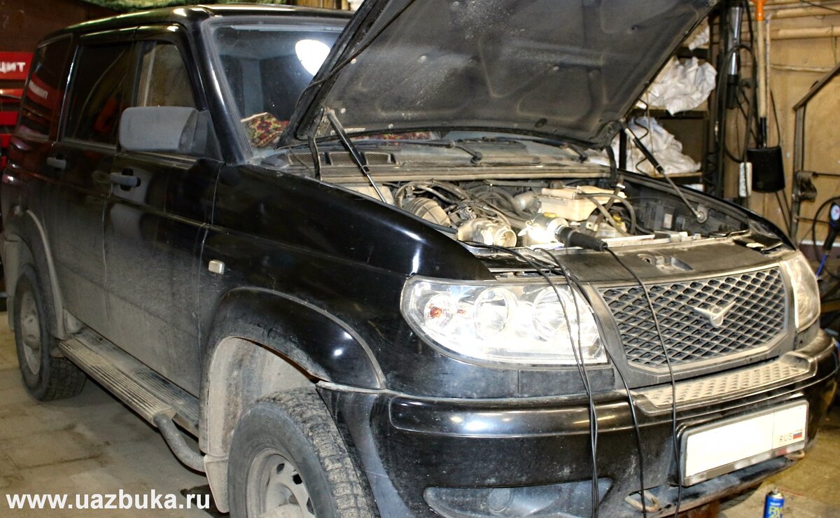 УАЗ Патриот 2012 года выпуска