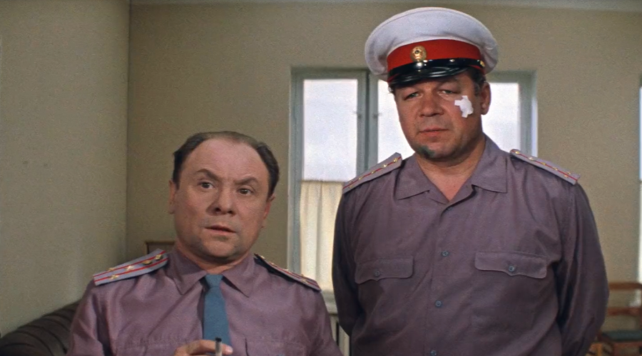 Кадр из фильма «Бриллиантовая рука», режиссёр Леонид Гайдай, 1968 год