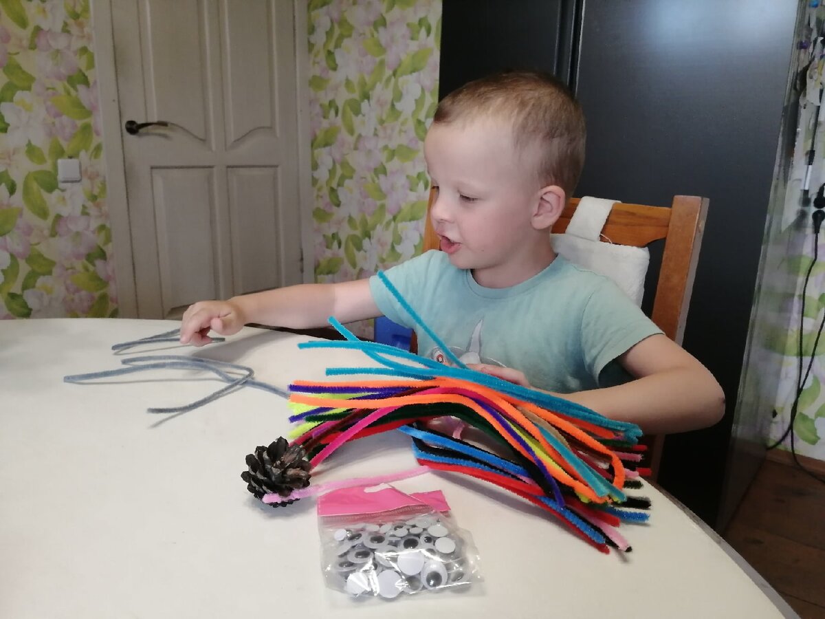 Подписка и "палец вверх" - это лучшая награда для меня и огромная помощь для развития канала. Спасибо за вашу поддержку:)