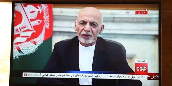 Президент Афганистана Мохаммад Ашраф Гани выступает в телеобращении в Кабуле, столице Афганистана, 14 августа 2021 года. Ализада / Синьхуа через Getty Images