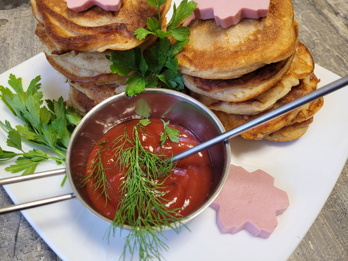 Красивые оладьи из цельнозерновой муки