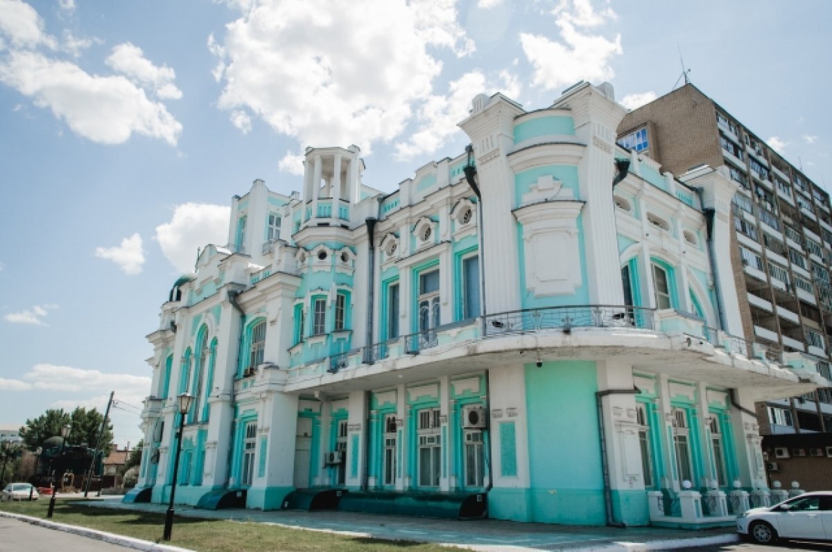 Загс астрахань центральный. Астрахань дворец. Дворец бракосочетания астрахань. Астрахань загс дворец бракосочетания. Дворец бракосочетания астрахань.