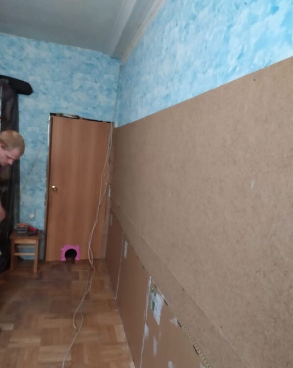 Монтаж панелей ЭкоЗвукоИзол на демпферную подложку