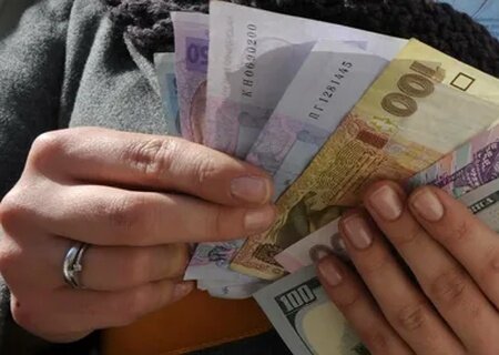    «На дурака не нужен нож...». На Украине активизировались мошенники, которые наживаются на согражданах, мечтающих сбежать из страны