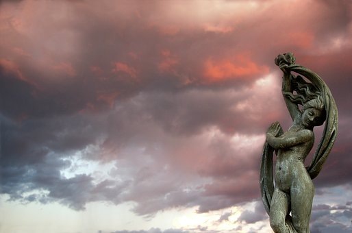 Не нужно спешить и делать непоправимые шаги под воздействием бури эмоций