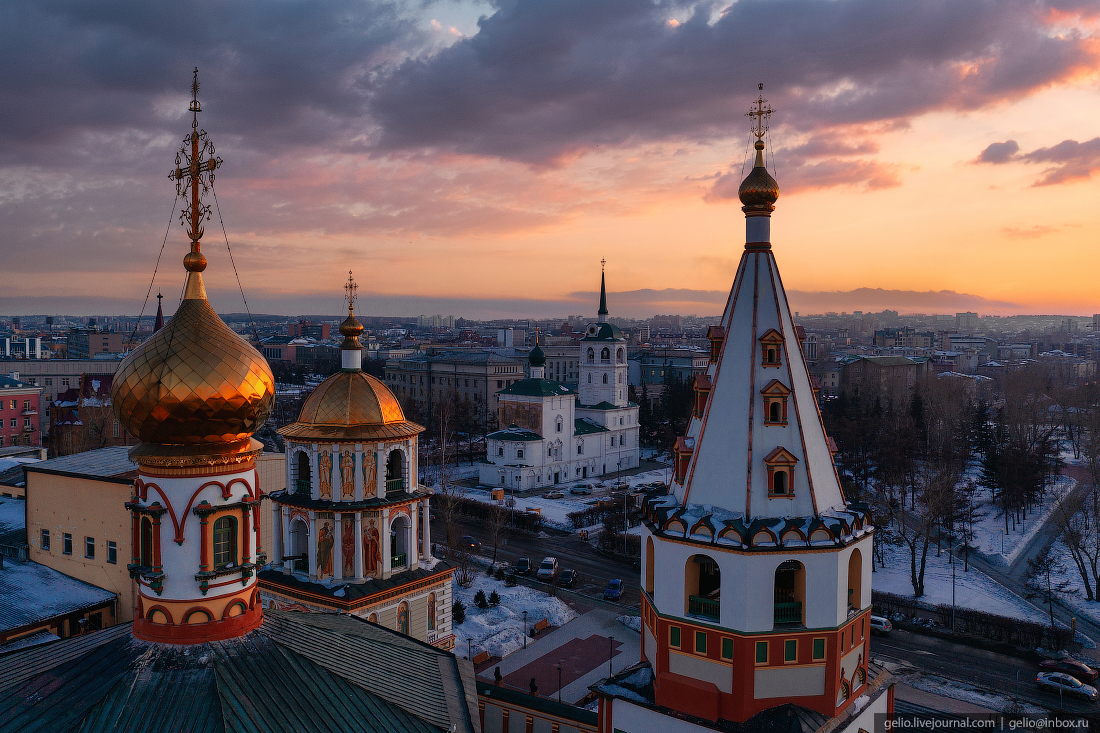 Бывший город столица сибири. Иркутск столица Сибири. Спасская Церковь Иркутск с высоты. Иркутск столица Восточной Сибири фото. Спасская Церковь с высоты птичьего полета в Иркутске.