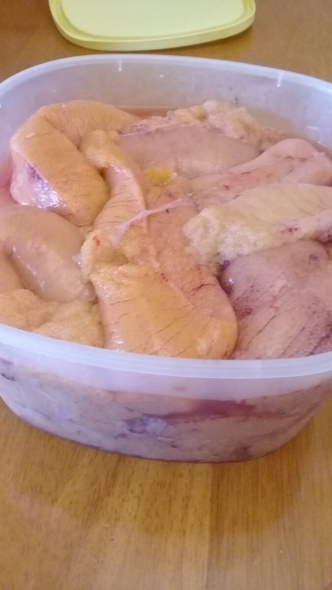 Сырая икра.