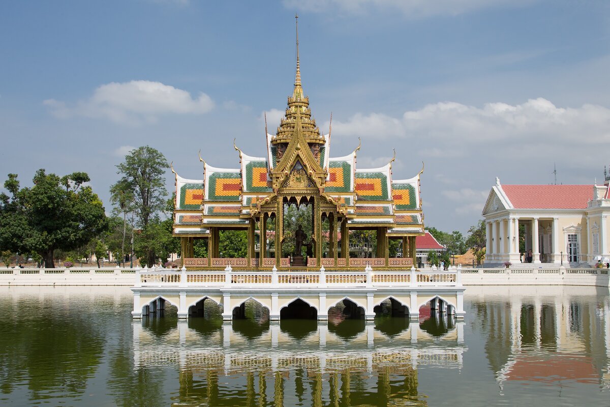 Bang Pa In Palace (พระราชวังบางปะอิน) in Thailand.