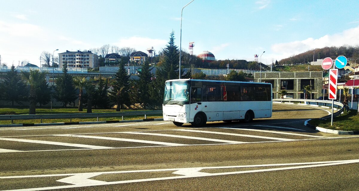 Автобусы в Адлере 28.03.20121