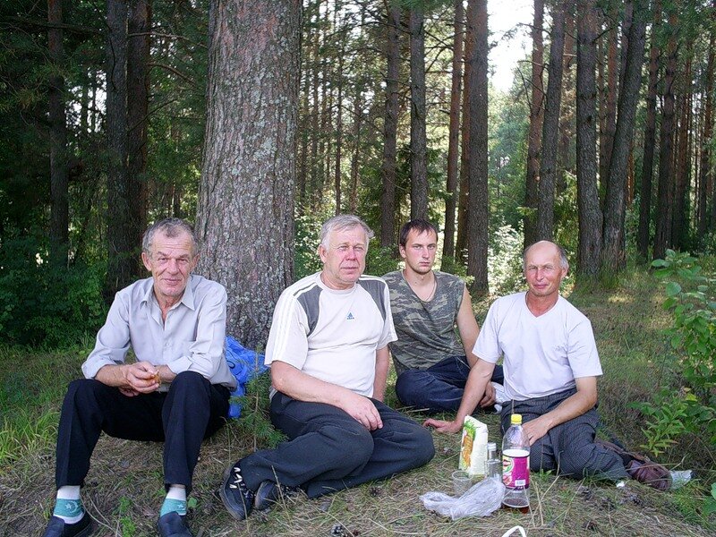 земляки автора  на Можгинском  пруду