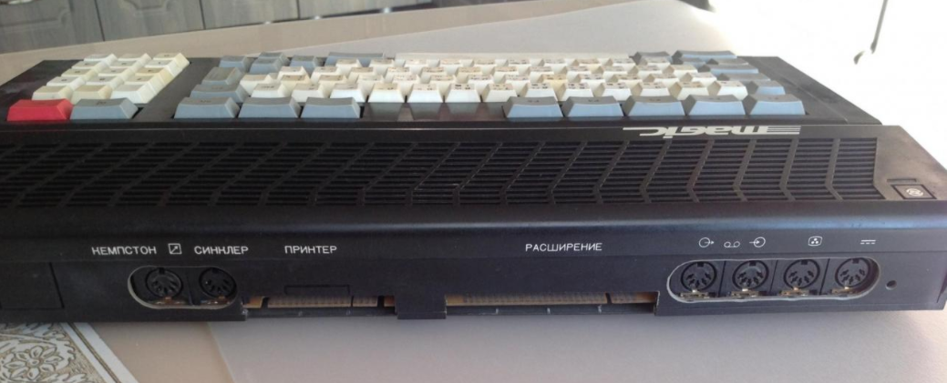 Всегда задавался вопросом, а че реально есть принтер для этого мамонта? Хотел бы я на него посмотреть!