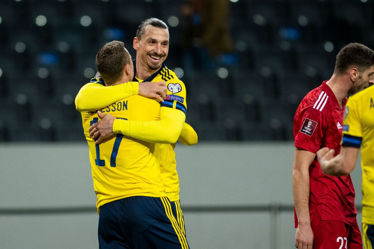 Классон и Ибрагимович - дуэт оформивший победный мяч.