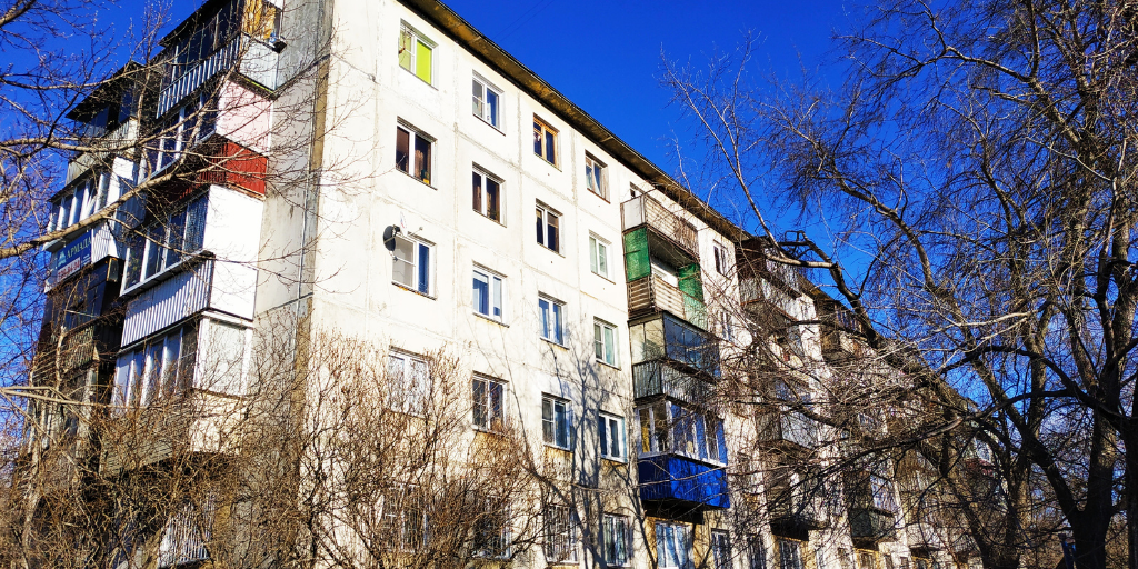 Покупалась  квартира стандартной "хрущевской" планировки. Фото  автора