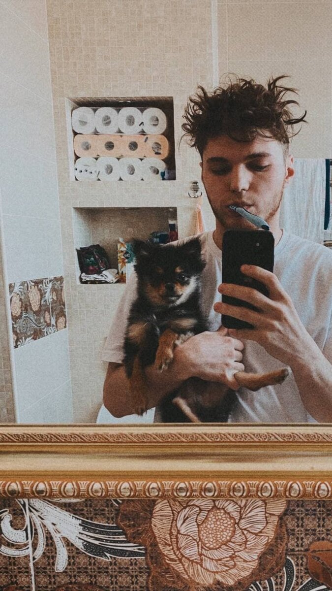 Это мой единственный друг.