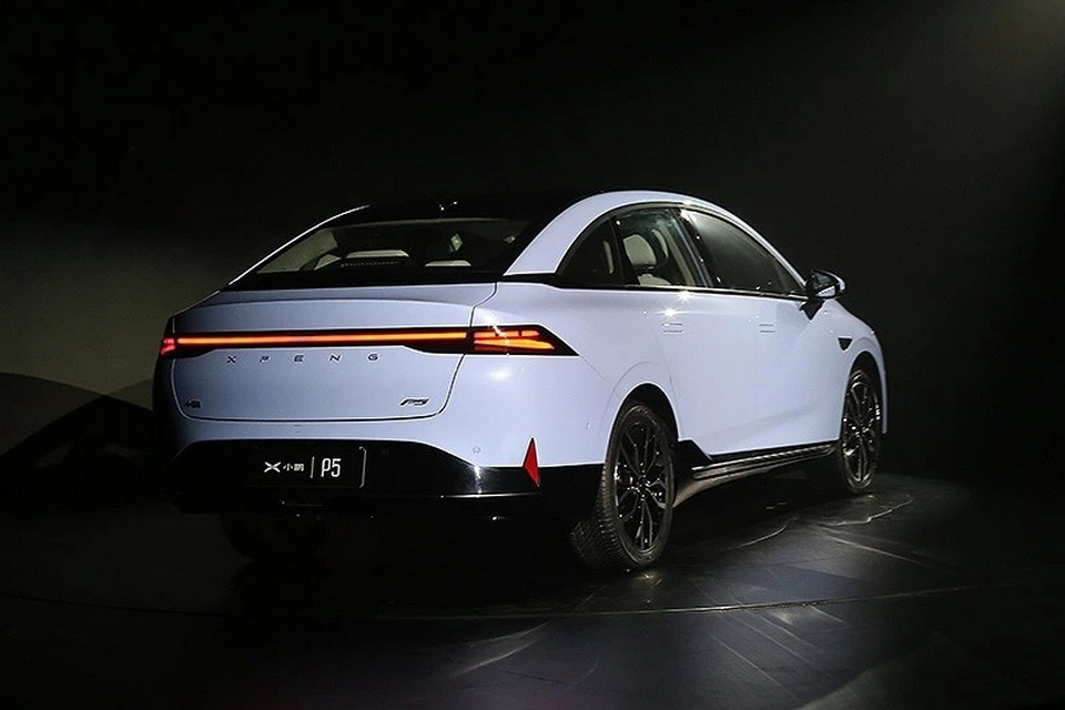 Xpeng P5
