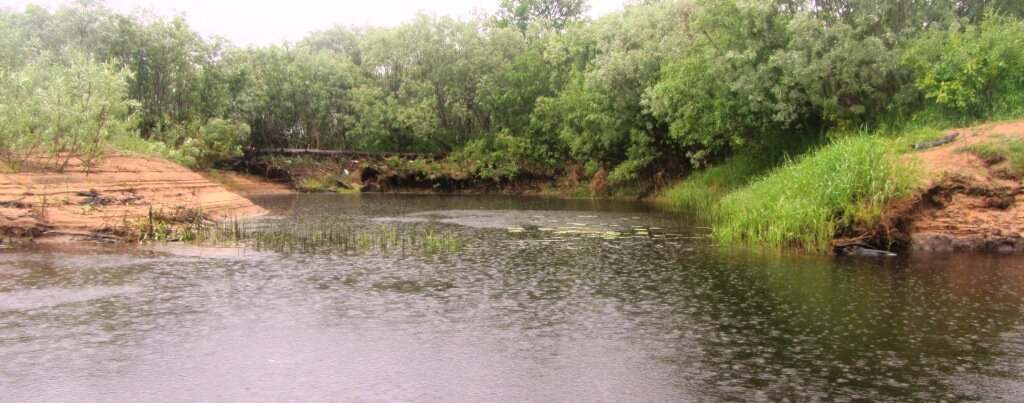 Река была до нас. Река была до нас. Казыр река. Сплав по реке свердловская область. Река 5×5мм.