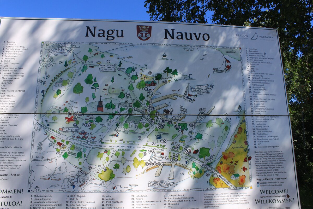пока ждали паром погуляли по центру Nagu (Nauvo)