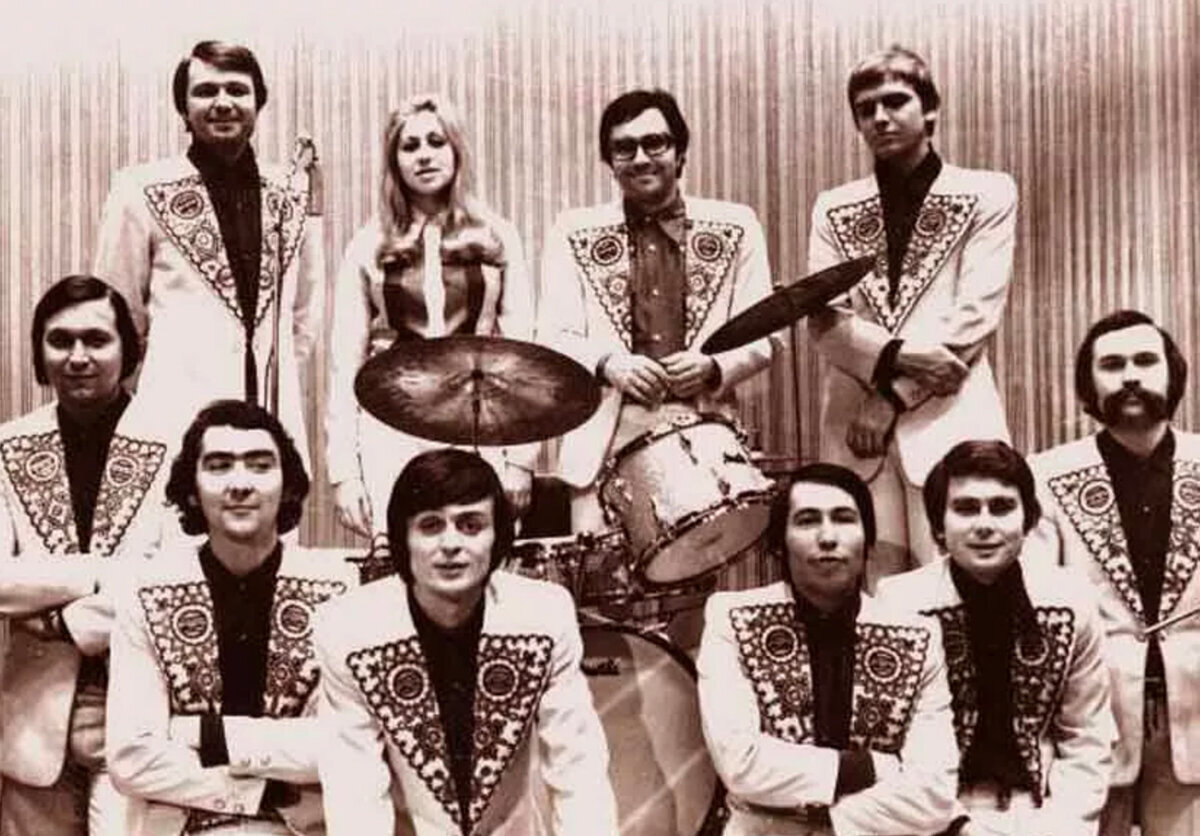 Ансамбль "Самоцветы"