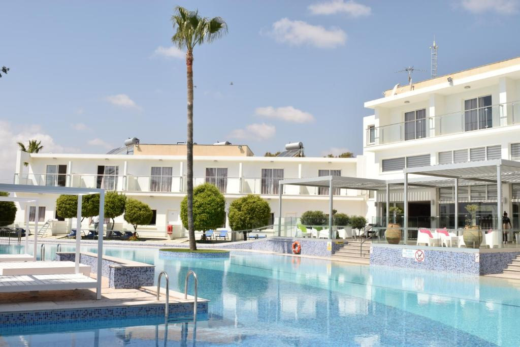фото https://www.booking.com/hotel/cy/fedrania-garden.ru.html
