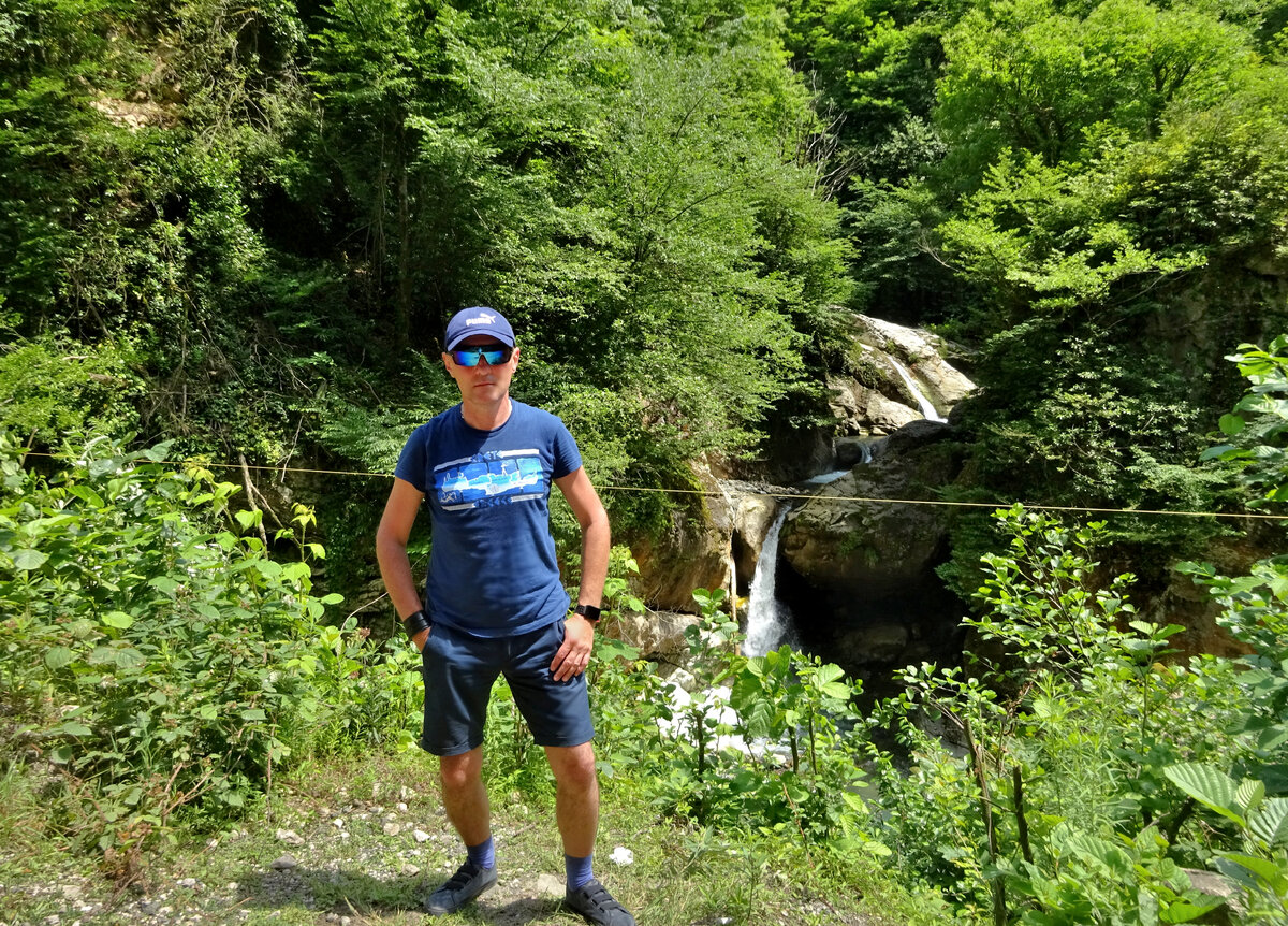 Безымянный водопадик и я