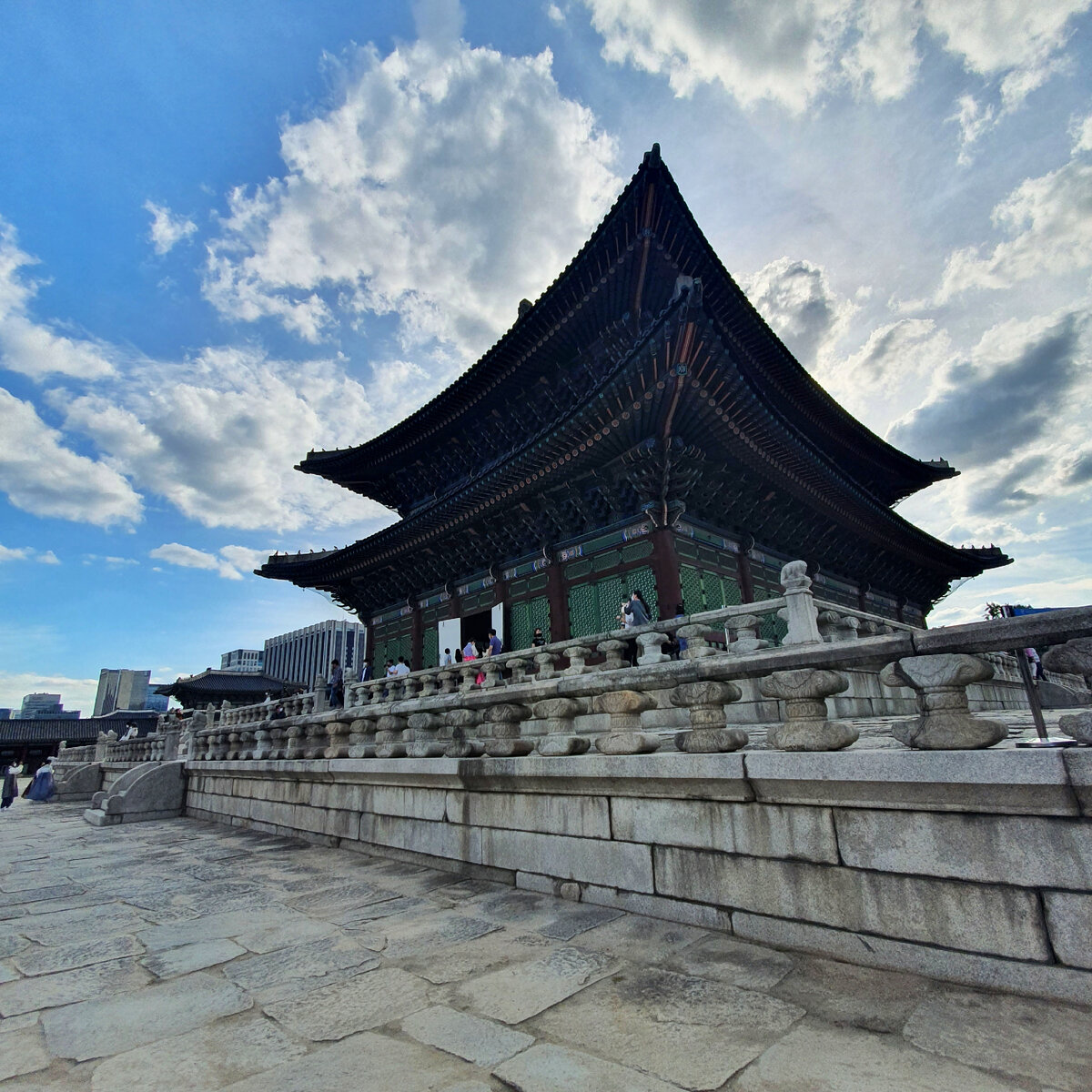 Дворец Кёнбоккун, город Сеул 