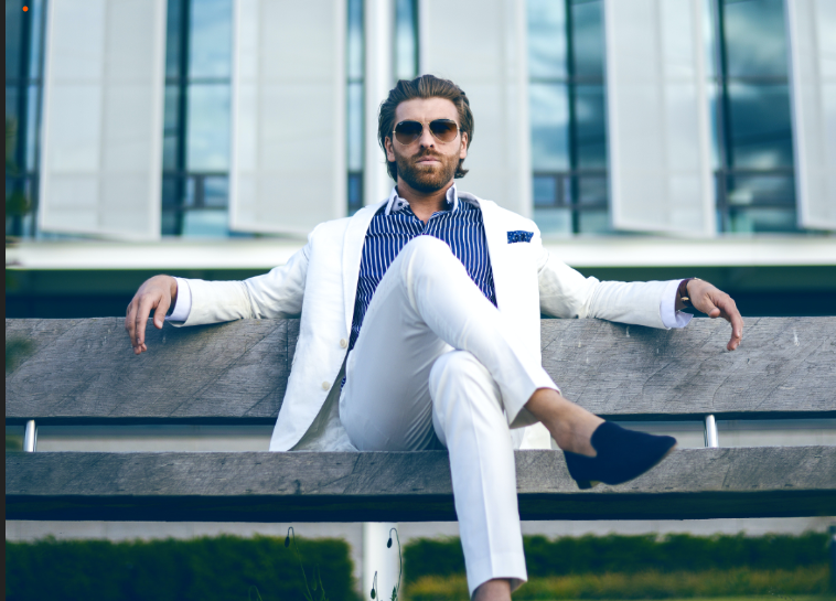 Источник - https://www.pexels.com/   Успешный успех из фото в соц сетях прямой путь к загонам