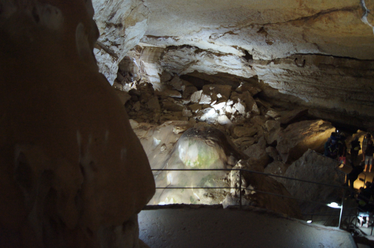 Личные фото из Мраморной пещеры в Крыму