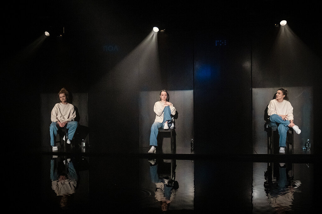 Постановка «Плотник» режиссёров Ангелины Миграновой и Родиона Сабирова. Фотография Валентина Копалова 