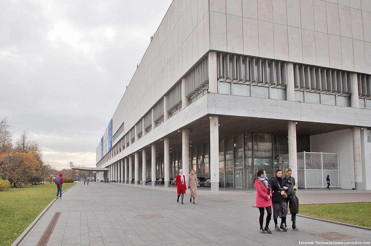 крымский вал 10 третьяковская. крымский вал третьяковская. житная улица москва. крымский вал 10 фото крыши. культура москва улица крымский вал отзывы.