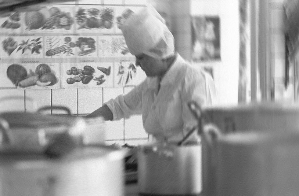 Посудомойщица из СССР. 