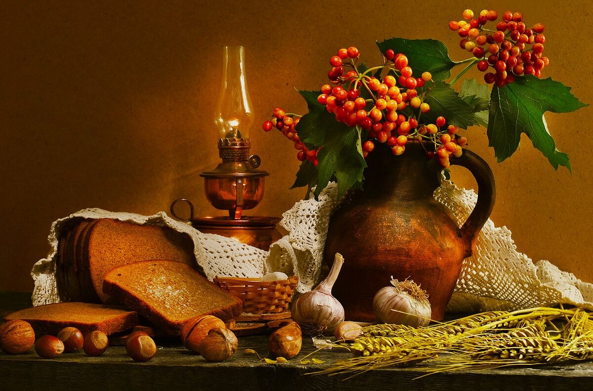 Ореховый спас. Ореховый спас в 2021. Народные праздники яблочный спас. Медовый спас (первый спас - маковия). Спасы 2020 года какого числа.