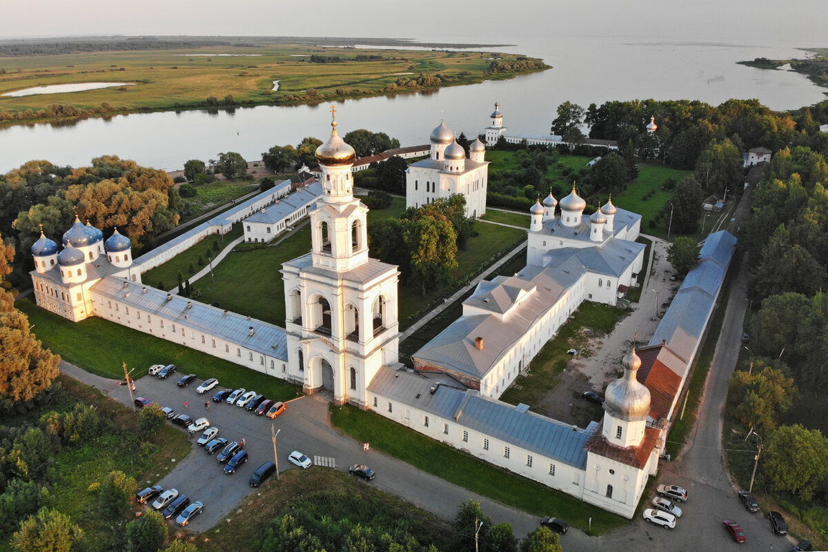 Кириллов монастырь Великий Новгород вид сверху