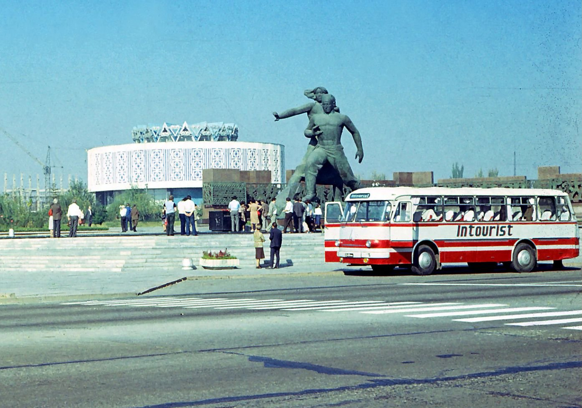 Ташкент СССР. Площадь Ленина в Ташкенте в 70-80. Музей дружбы народов Ташкент. Ташкент СССР 80-Е.