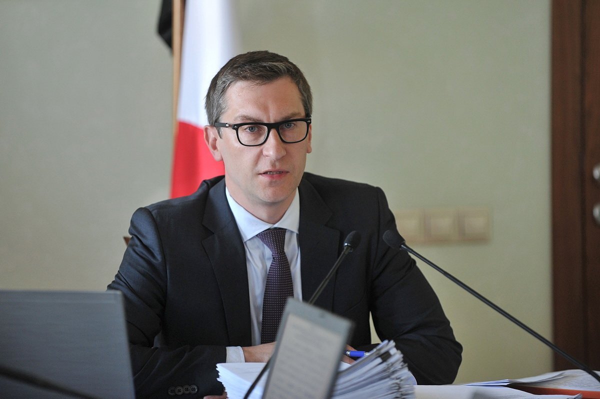 Семенов в правительстве в удмуртии. Семенов в правительстве в удмуртии. Семенов ур. Семенов председатель правительства удмуртской республики. Семенов ур.