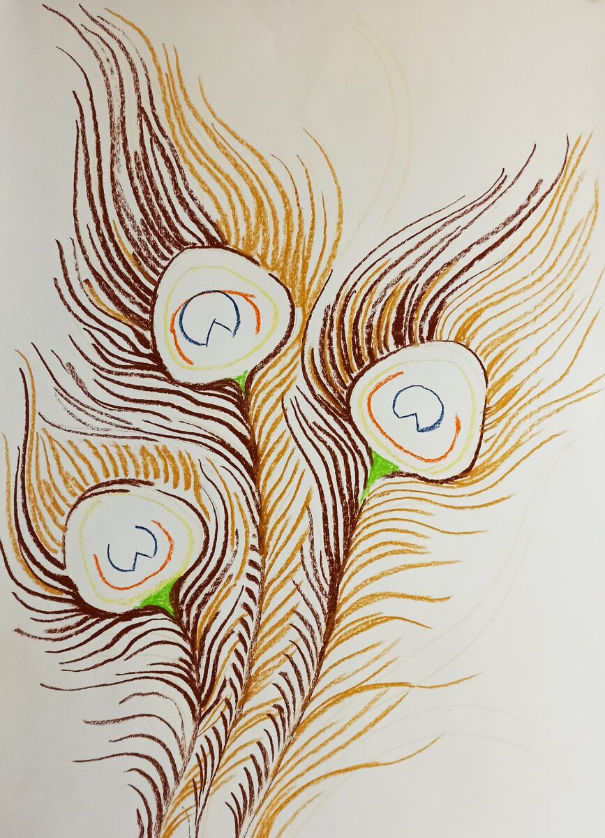 Золотистым мелком рисуем дополнительные отростки с правой стороны.