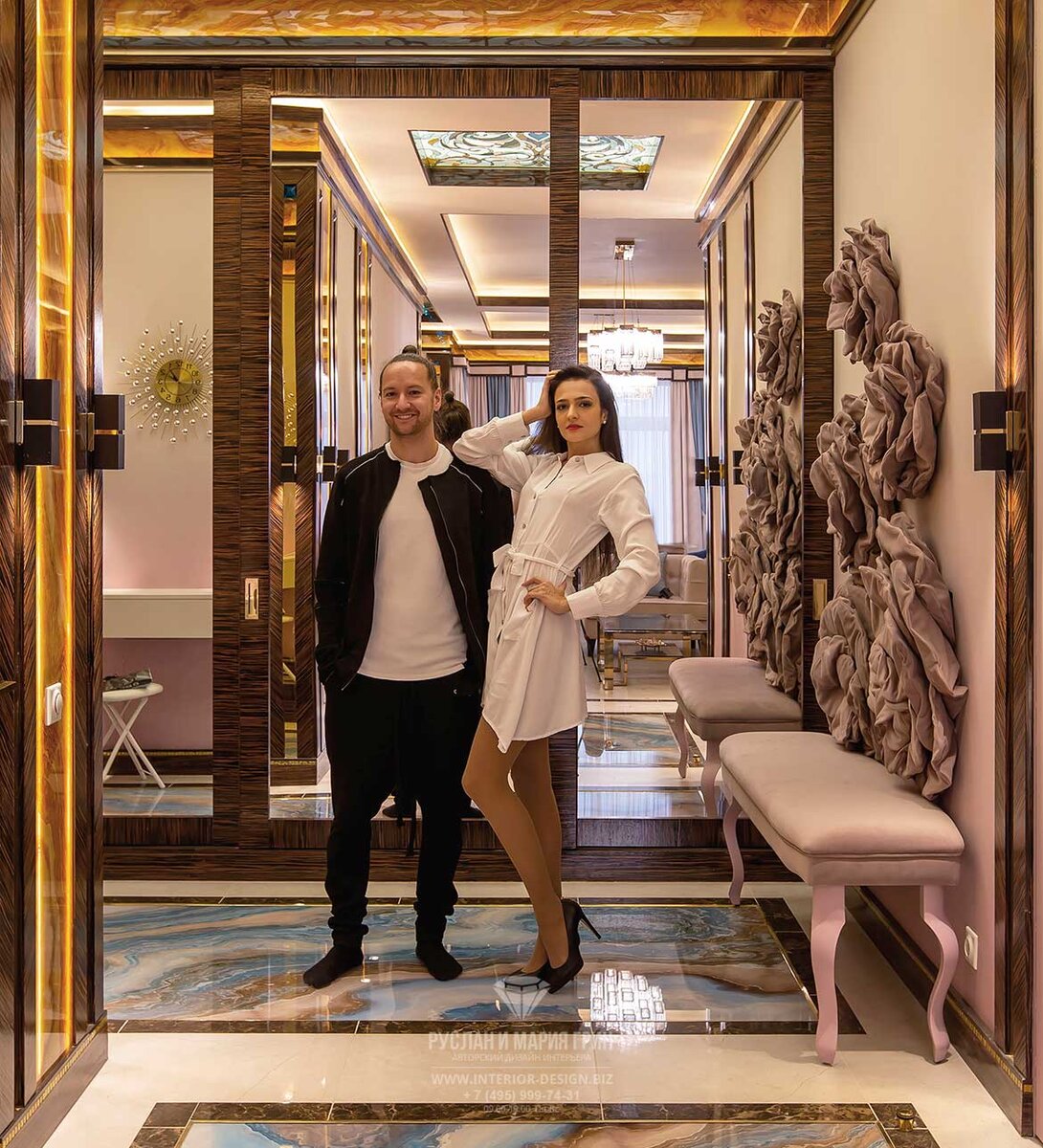 Дизайнеры Руслан и Мария Грин в интерьере реализованного проекта
