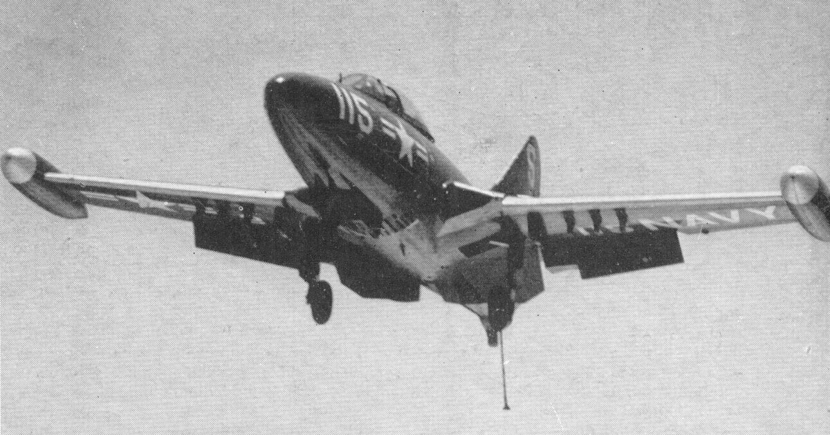 Истребитель Грумман F9F-3 "Пантера"